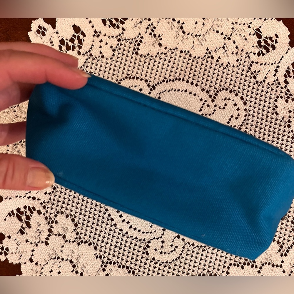 Sunday Riley cosmetics travel bag NWOT - Picture 4 of 5